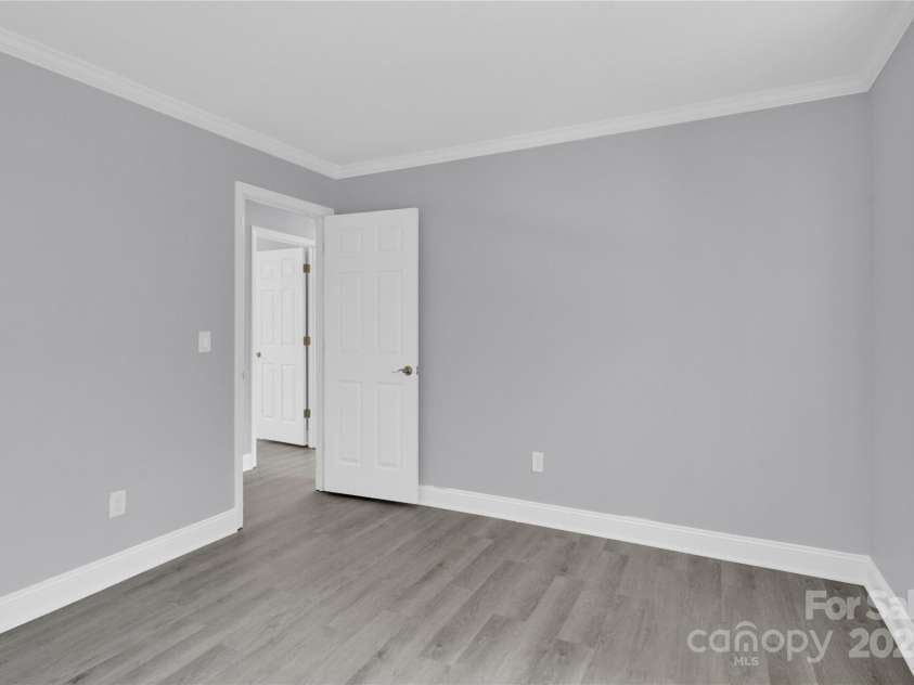 8433 Rittenhouse Circle, Charlotte, NC 28270.  MLS# CAR4151135, YatesRealty ID 114. 