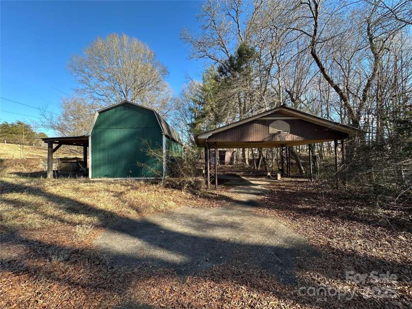 3798 Providence Mill Road, Maiden, NC 28650.  MLS# CAR4207593, YatesRealty ID 1140. 