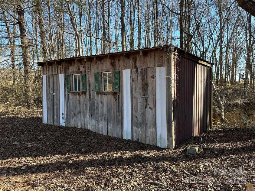 3798 Providence Mill Road, Maiden, NC 28650.  MLS# CAR4207593, YatesRealty ID 1140. 