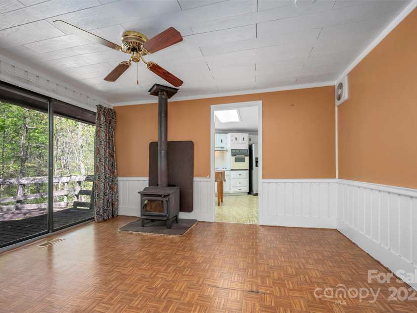 320 Hillswick Road, Tryon, NC 28782.  MLS# CAR4240021, YatesRealty ID 11400. 