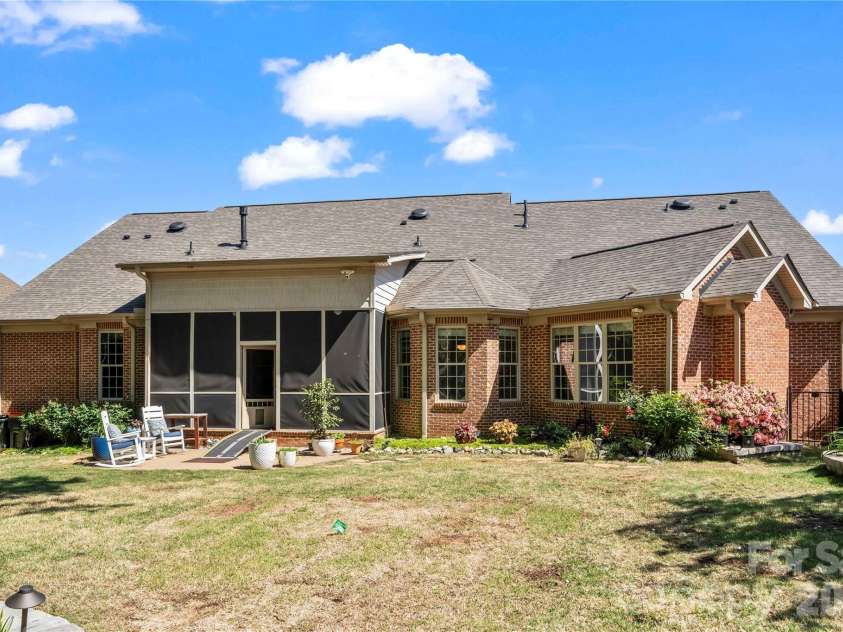 836 Abilene Lane, Fort Mill, SC 29715.  MLS# CAR4316404, YatesRealty ID 11400. 