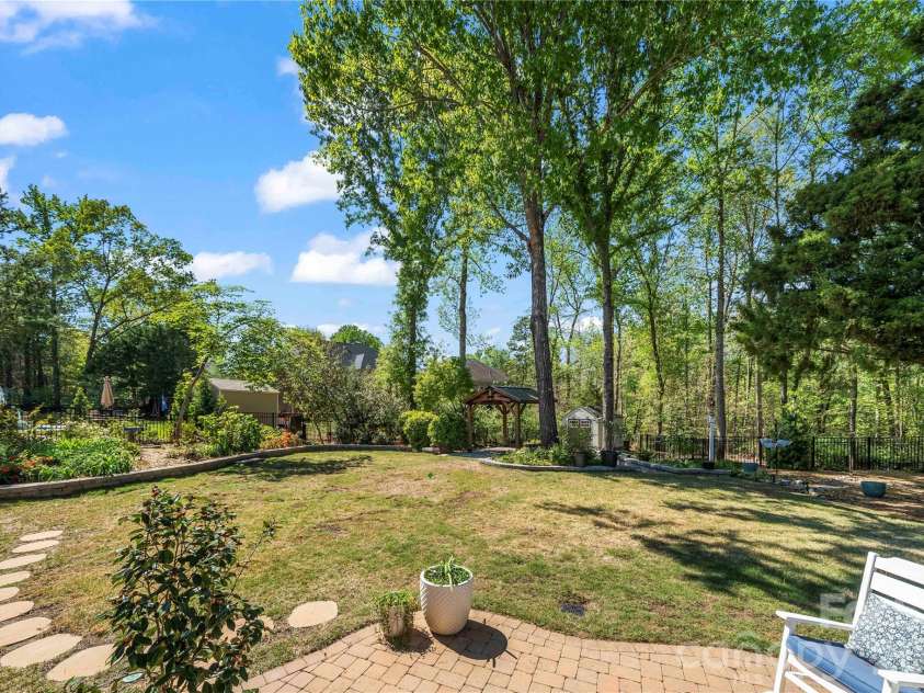 836 Abilene Lane, Fort Mill, SC 29715.  MLS# CAR4316404, YatesRealty ID 11400. 