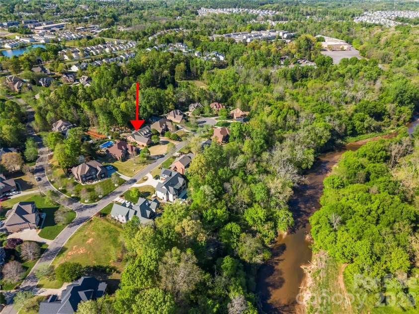 836 Abilene Lane, Fort Mill, SC 29715.  MLS# CAR4316404, YatesRealty ID 11400. 