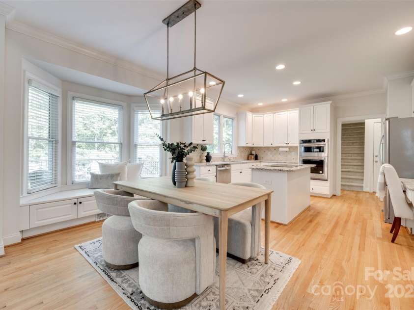 6804 Riesman Lane, Charlotte, NC 28210.  MLS# CAR4241692, YatesRealty ID 11401. 