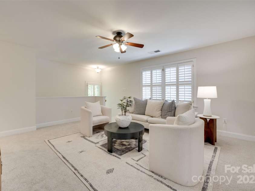 6804 Riesman Lane, Charlotte, NC 28210.  MLS# CAR4241692, YatesRealty ID 11401. 