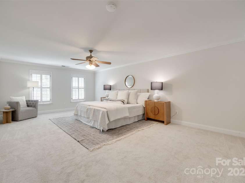 6804 Riesman Lane, Charlotte, NC 28210.  MLS# CAR4241692, YatesRealty ID 11401. 