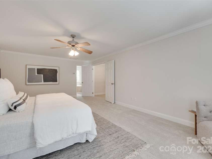6804 Riesman Lane, Charlotte, NC 28210.  MLS# CAR4241692, YatesRealty ID 11401. 