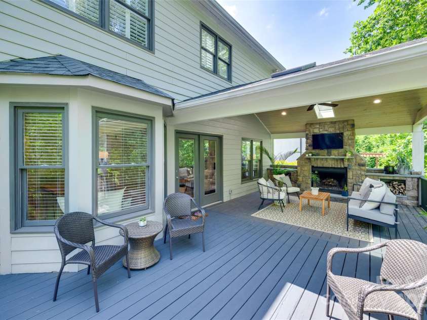 6804 Riesman Lane, Charlotte, NC 28210.  MLS# CAR4241692, YatesRealty ID 11401. 