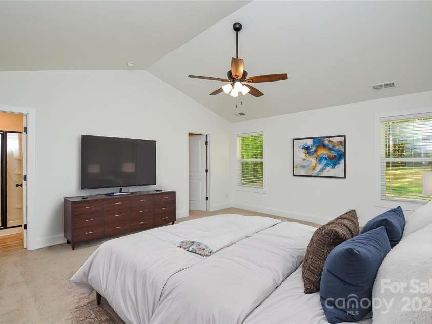 164 Hillndale Lane, Statesville, NC 28677.  MLS# CAR4248533, YatesRealty ID 11402. Virtually Staged Primary Bedroom