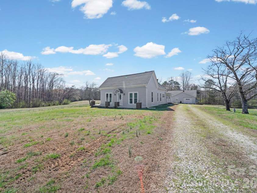1833 Mountain Creek Road, Albemarle, NC 28001.  MLS# CAR4354689, YatesRealty ID 11402. 