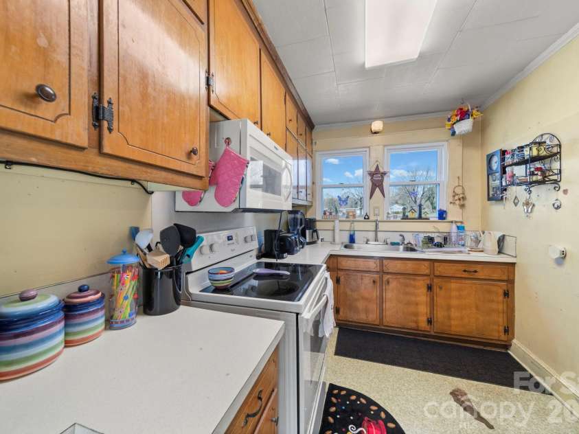 1833 Mountain Creek Road, Albemarle, NC 28001.  MLS# CAR4354689, YatesRealty ID 11402. 