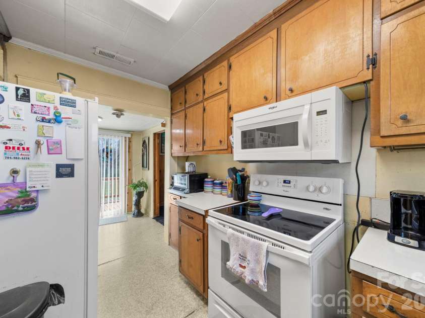 1833 Mountain Creek Road, Albemarle, NC 28001.  MLS# CAR4354689, YatesRealty ID 11402. 