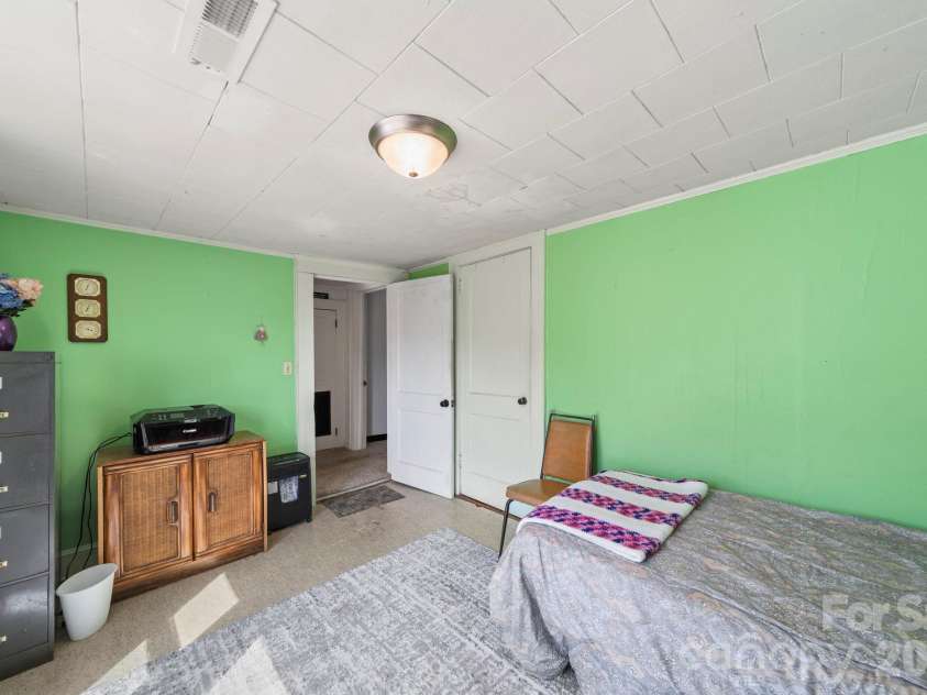 1833 Mountain Creek Road, Albemarle, NC 28001.  MLS# CAR4354689, YatesRealty ID 11402. 