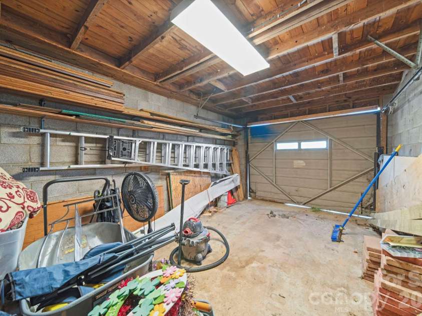 1833 Mountain Creek Road, Albemarle, NC 28001.  MLS# CAR4354689, YatesRealty ID 11402. 