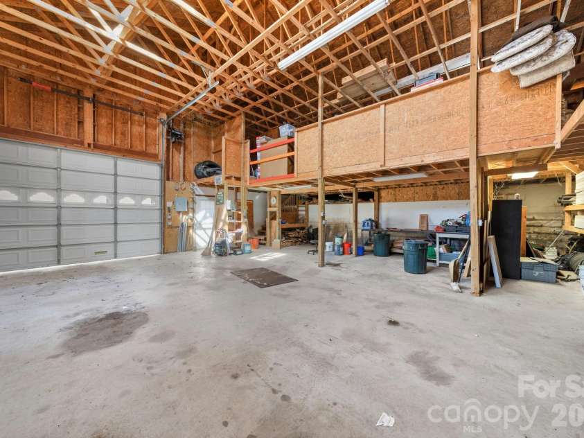 1833 Mountain Creek Road, Albemarle, NC 28001.  MLS# CAR4354689, YatesRealty ID 11402. 