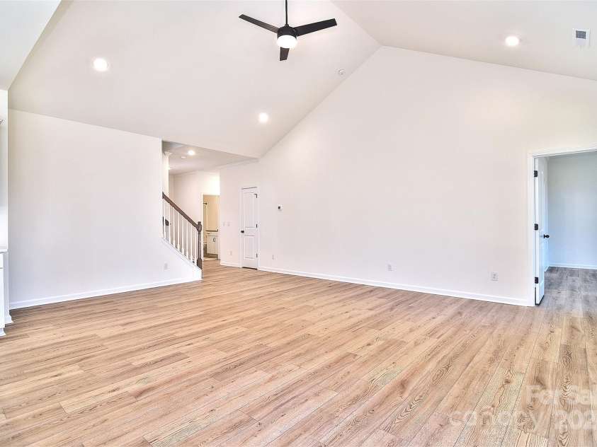 103 Bunker Hill Lane, Statesville, NC 28677.  MLS# CAR4194629, YatesRealty ID 11403. 