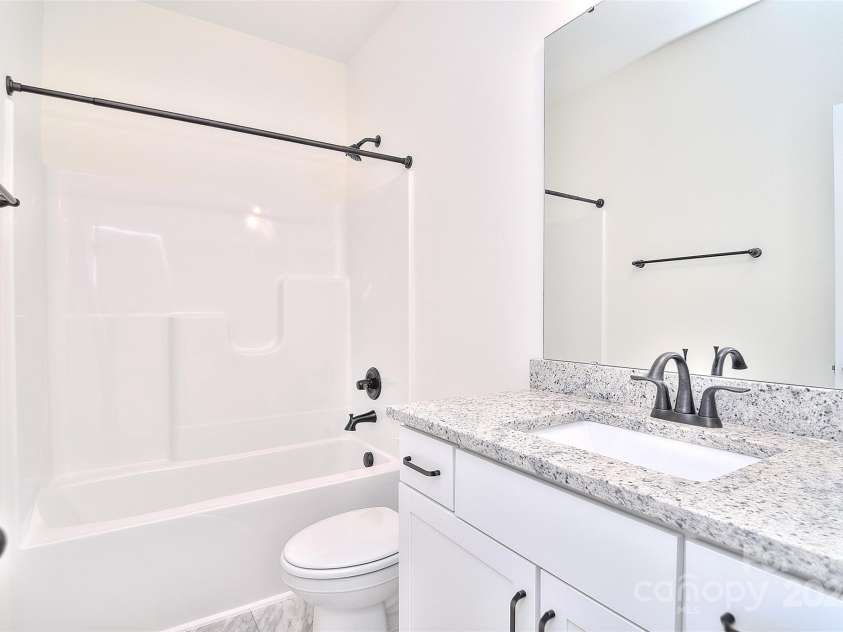 103 Bunker Hill Lane, Statesville, NC 28677.  MLS# CAR4194629, YatesRealty ID 11403. Full Bath3