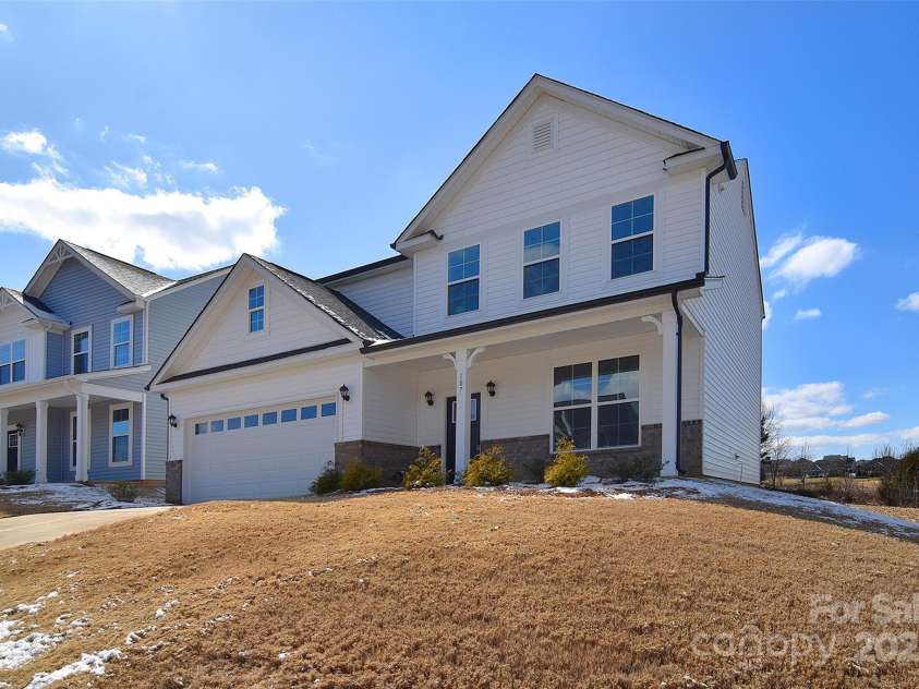 107 Megby Trail, Statesville, NC 28677.  MLS# CAR4224653, YatesRealty ID 11405. 