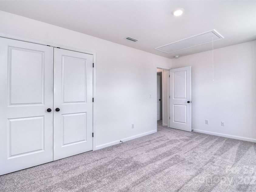 107 Megby Trail, Statesville, NC 28677.  MLS# CAR4224653, YatesRealty ID 11405. 
