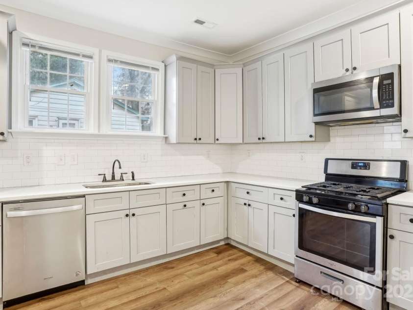 309 Ransom Street, Gastonia, NC 28052.  MLS# CAR4207396, YatesRealty ID 11406. 