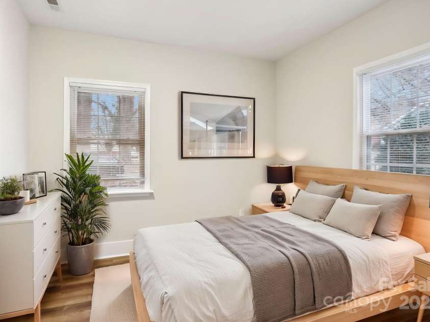 309 Ransom Street, Gastonia, NC 28052.  MLS# CAR4207396, YatesRealty ID 11406. 