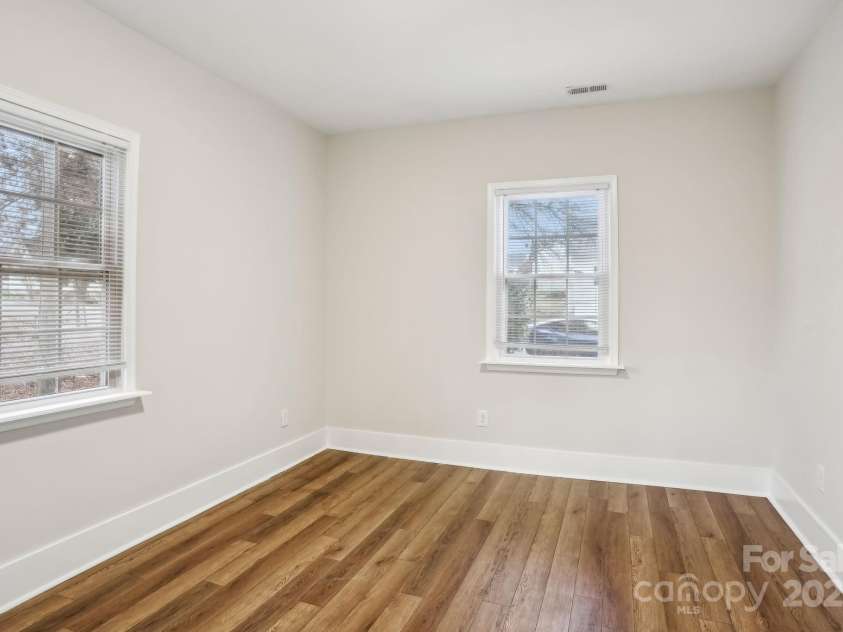 309 Ransom Street, Gastonia, NC 28052.  MLS# CAR4207396, YatesRealty ID 11406. 