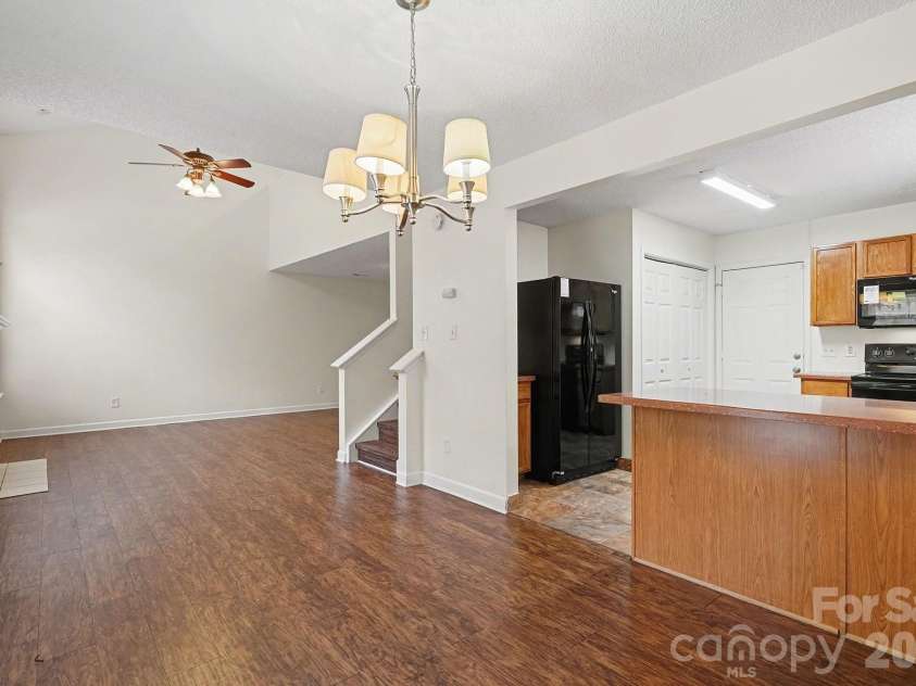 4322 Wills Way, Charlotte, NC 28227.  MLS# CAR4347356, YatesRealty ID 11407. 
