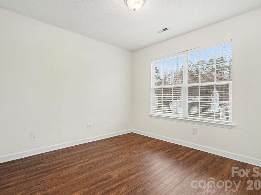 4322 Wills Way, Charlotte, NC 28227.  MLS# CAR4347356, YatesRealty ID 11407. 