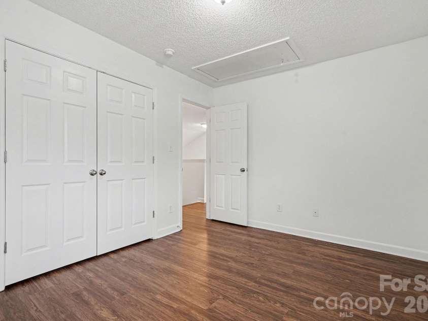 4322 Wills Way, Charlotte, NC 28227.  MLS# CAR4347356, YatesRealty ID 11407. 