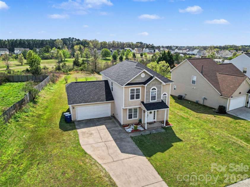 421 Glencroft Drive, Wingate, NC 28174.  MLS# CAR4359807, YatesRealty ID 11408. 