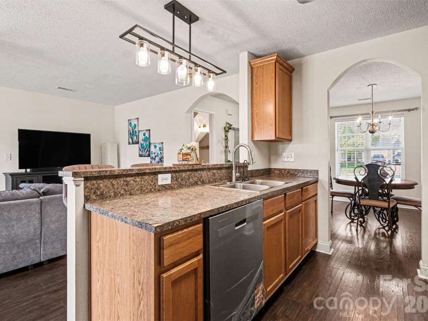 421 Glencroft Drive, Wingate, NC 28174.  MLS# CAR4359807, YatesRealty ID 11408. 