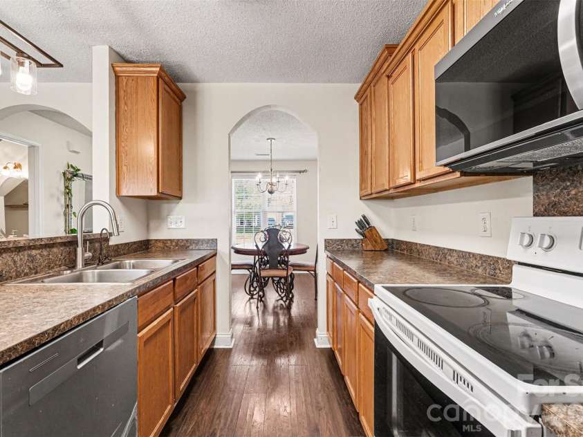 421 Glencroft Drive, Wingate, NC 28174.  MLS# CAR4359807, YatesRealty ID 11408. 