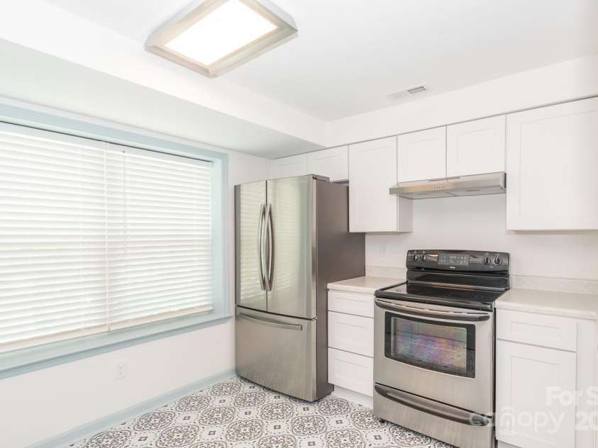 7340 Pebblestone Drive, Charlotte, NC 28212.  MLS# CAR4154474, YatesRealty ID 11409. 