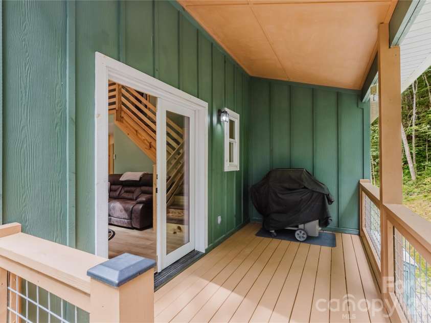 241 Golden Hawk Drive, Bryson City, NC 28713.  MLS# CAR4340826, YatesRealty ID 1141. 