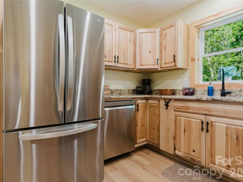 241 Golden Hawk Drive, Bryson City, NC 28713.  MLS# CAR4420380, YatesRealty ID 1141. 