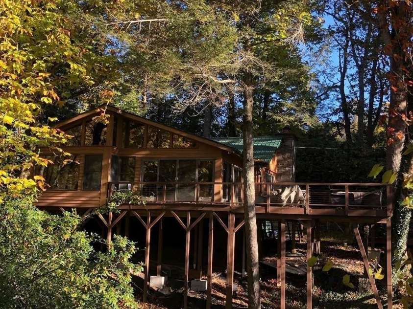 1359 Chestnut Grove Road, Spruce Pine, NC 28777.  MLS# CAR4363225, YatesRealty ID 11412. 