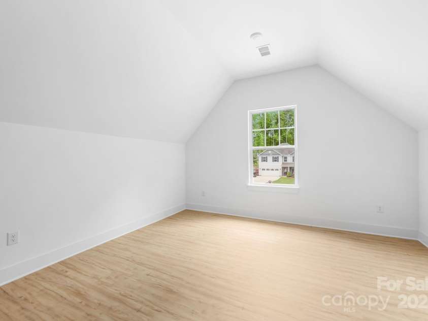 5209 Carden Drive, Charlotte, NC 28227.  MLS# CAR4250481, YatesRealty ID 11412. 4th Bedroom (2nd Floor)