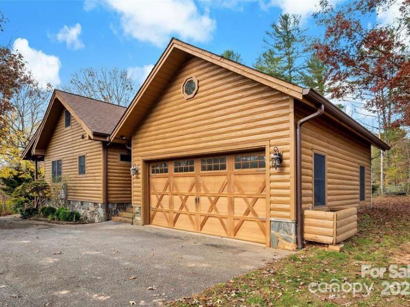 163 Gypsy Mountain Road, Marion, NC 28752.  MLS# CAR4287037, YatesRealty ID 11413. 