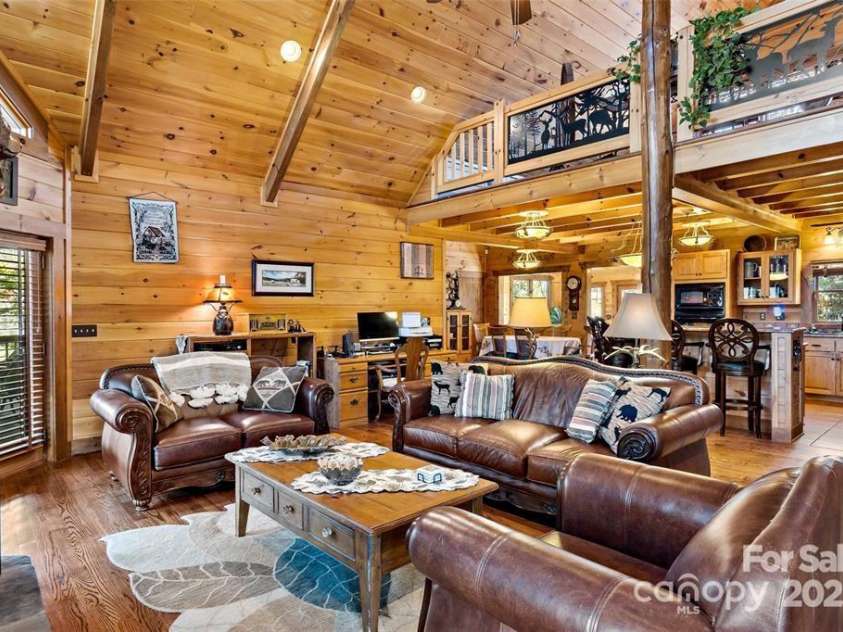 163 Gypsy Mountain Road, Marion, NC 28752.  MLS# CAR4287037, YatesRealty ID 11413. 