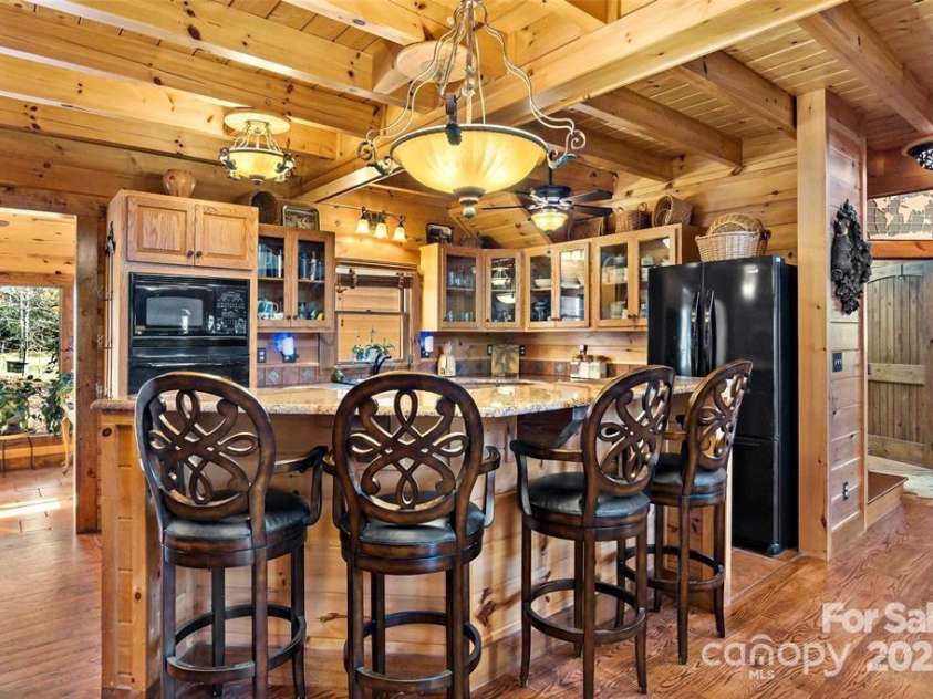 163 Gypsy Mountain Road, Marion, NC 28752.  MLS# CAR4287037, YatesRealty ID 11413. 