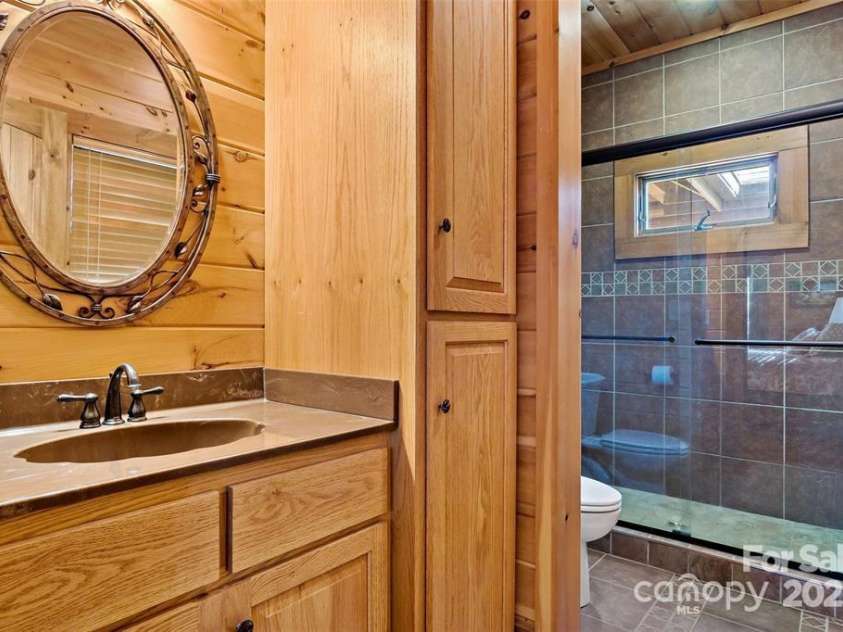 163 Gypsy Mountain Road, Marion, NC 28752.  MLS# CAR4287037, YatesRealty ID 11413. 