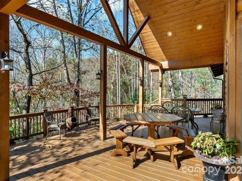 163 Gypsy Mountain Road, Marion, NC 28752.  MLS# CAR4287037, YatesRealty ID 11413. Front Covered Porch