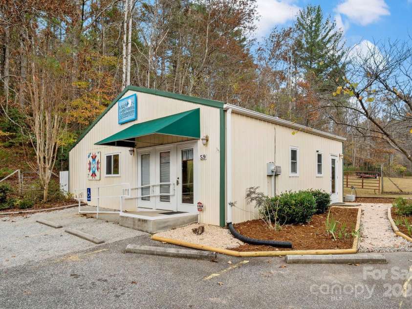 163 Gypsy Mountain Road, Marion, NC 28752.  MLS# CAR4287037, YatesRealty ID 11413. Office Building