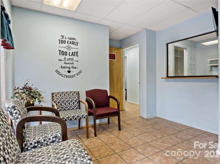 163 Gypsy Mountain Road, Marion, NC 28752.  MLS# CAR4287037, YatesRealty ID 11413. Office Space