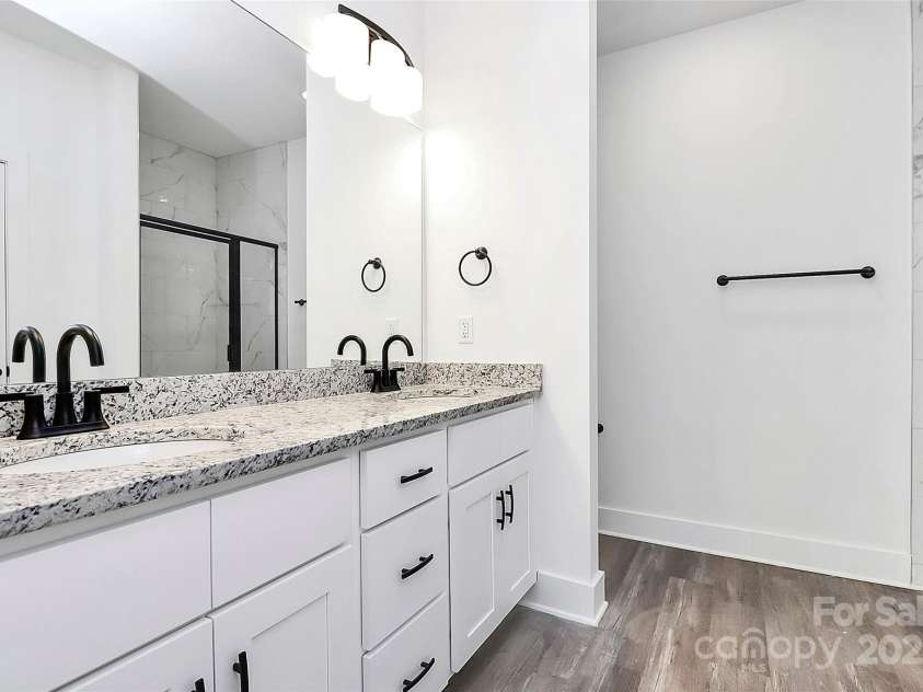 4206 Old Monroe Marshville Road, Wingate, NC 28174.  MLS# CAR4184312, YatesRealty ID 11413. Primary Bath