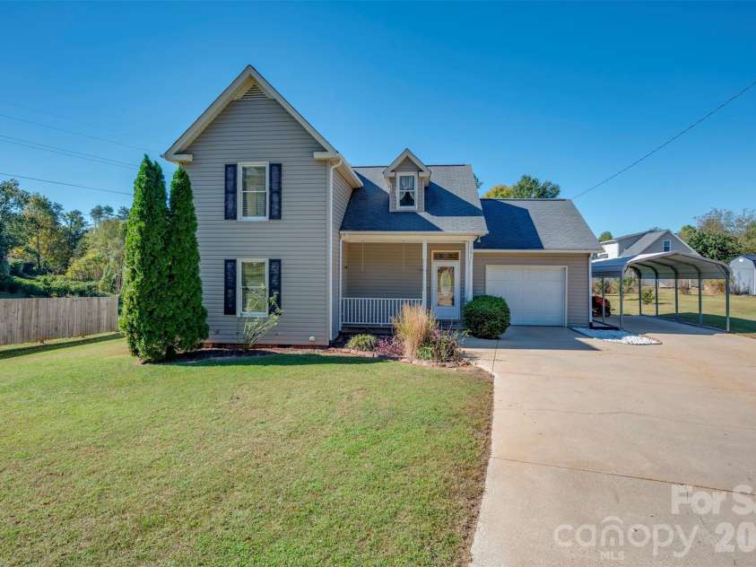 506 Pleasant Street, Spindale, NC 28160.  MLS# CAR4318654, YatesRealty ID 11414. 