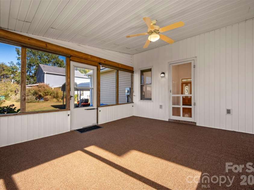 506 Pleasant Street, Spindale, NC 28160.  MLS# CAR4318654, YatesRealty ID 11414. 