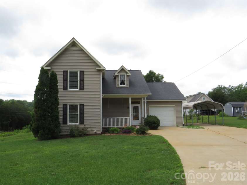506 Pleasant Street, Spindale, NC 28160.  MLS# CAR4318654, YatesRealty ID 11414. 