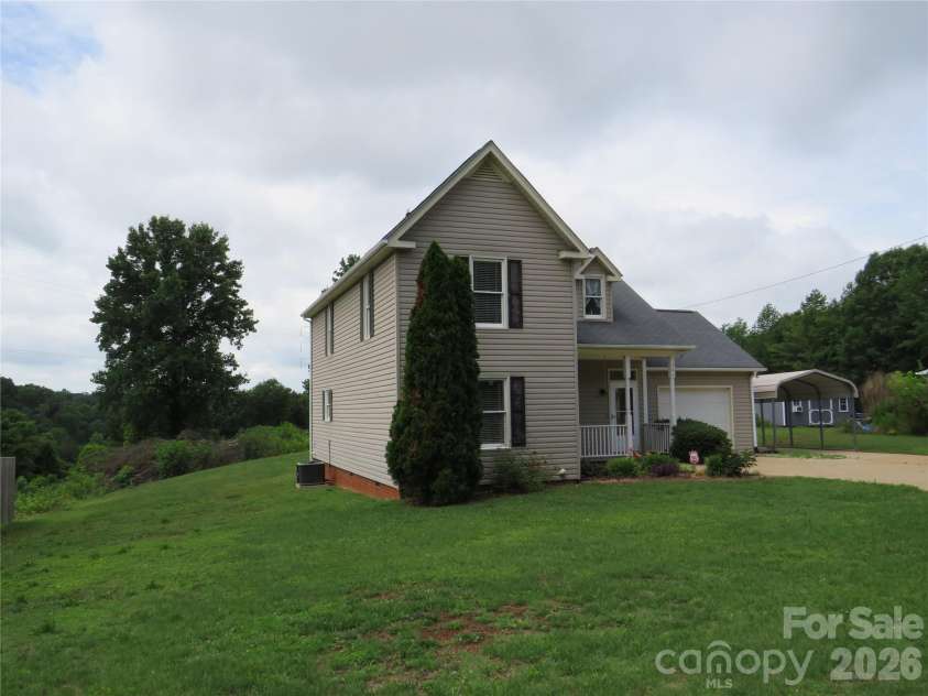 506 Pleasant Street, Spindale, NC 28160.  MLS# CAR4318654, YatesRealty ID 11414. 