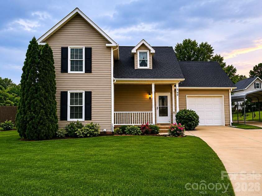 506 Pleasant Street, Spindale, NC 28160.  MLS# CAR4318654, YatesRealty ID 11414. 